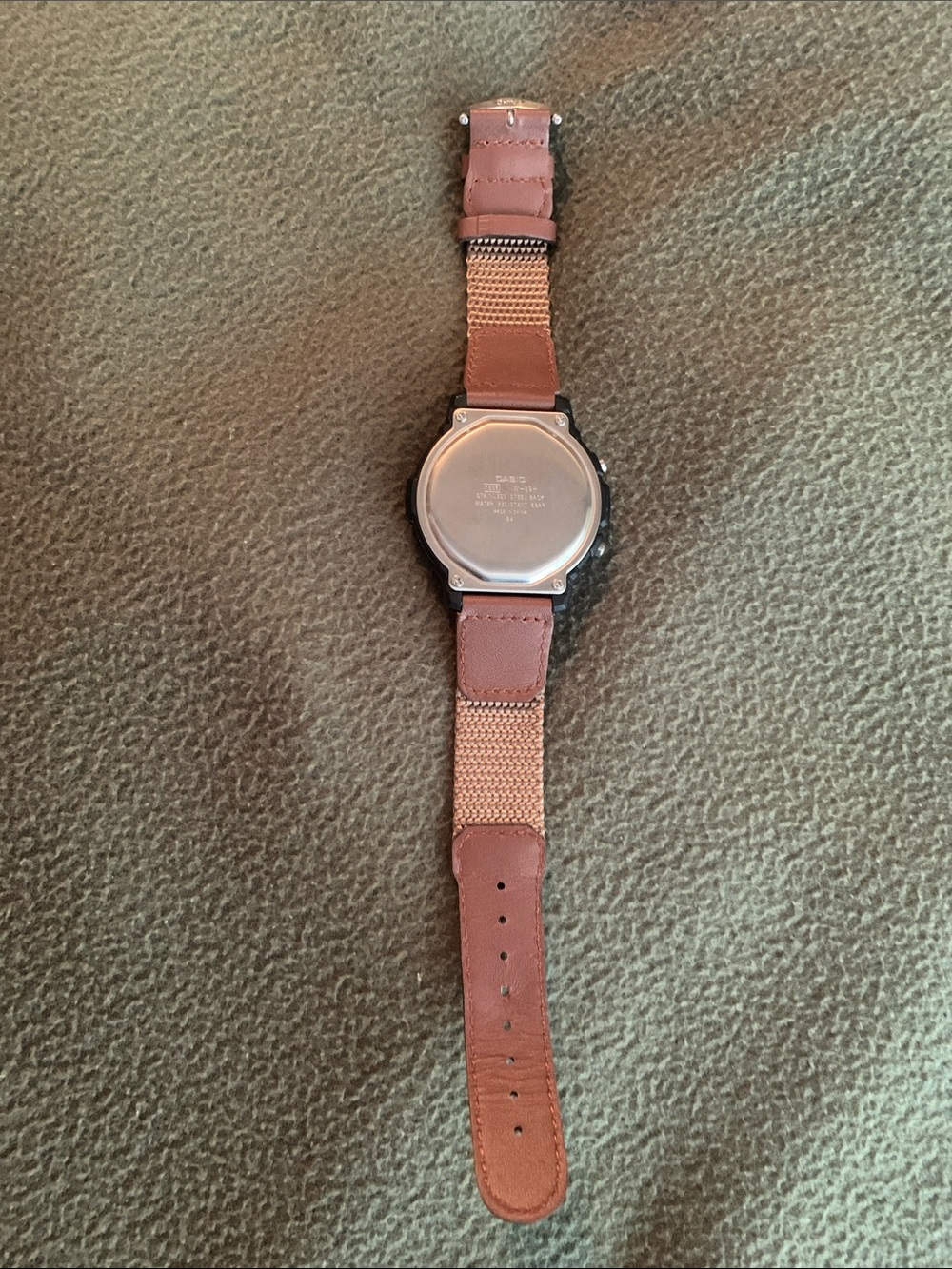 NWOB Men’s Casio W89HB-5AV Illuminator Sport Watch. New battery. - Picture 5 of 6